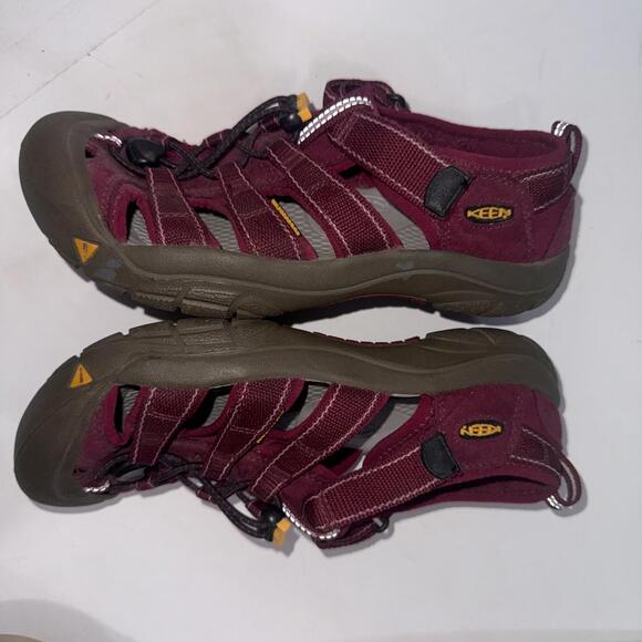 KEEN Newport H2 Mens Burgundy Gorpcore Outdoor Sport Hiking Sandals Shoes Size 6 - Picture 10 of 14